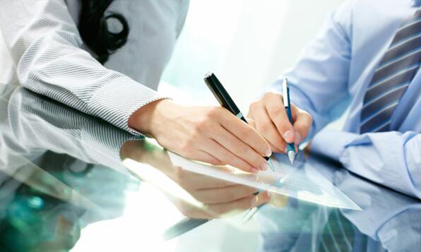 What changes does industrial internet bring to manufacturing industry?